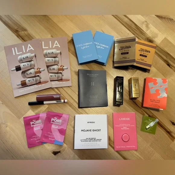 20 Piece Luxury Makeup Perfume Beauty Set - Picture 1 of 4